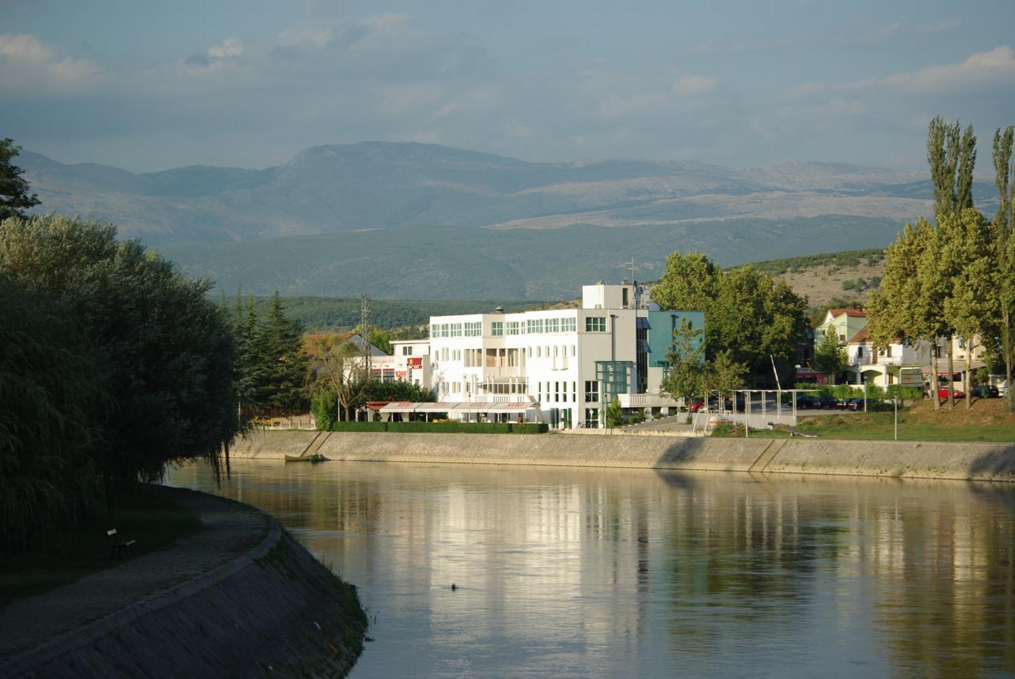 Hotel Sv. Mihovil Trilj Dış mekan fotoğraf