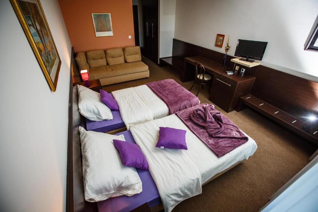 Hotel Sv. Mihovil Trilj Oda fotoğraf